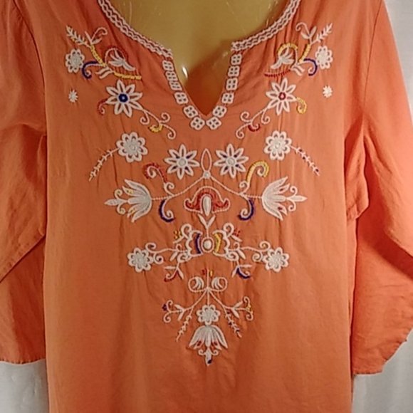 Sweet Magnolias top - Picture 3 of 4